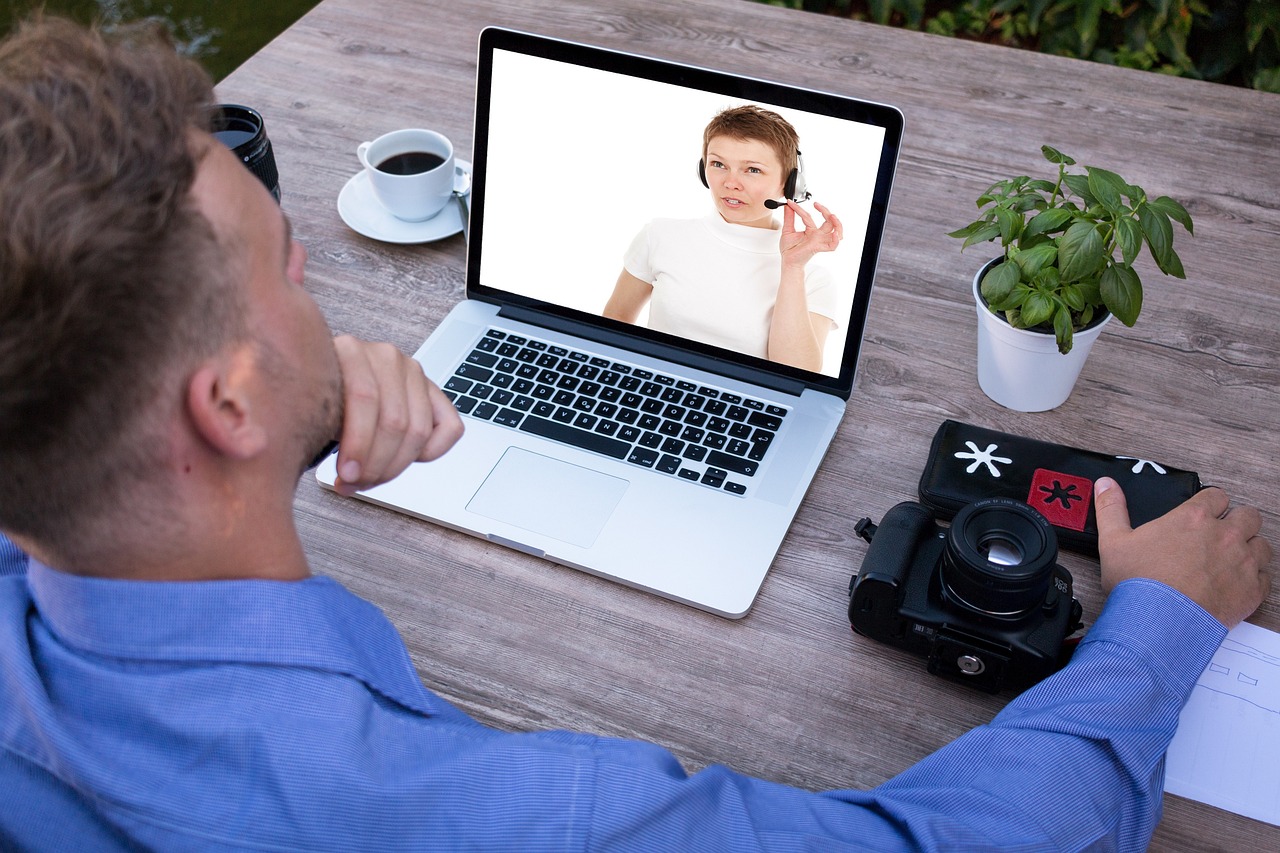 Operations, Quality and Supply Chain Management — Webinar, video, conference, skype, call, training, elearning, learn, lesson, teacher, support, customer, service, conversation, student, online, teaching, learning, computer, laptop, man, woman, webinar, video, video, video, video, video, elearning, teacher, teacher, support, customer, conversation, teaching, learning