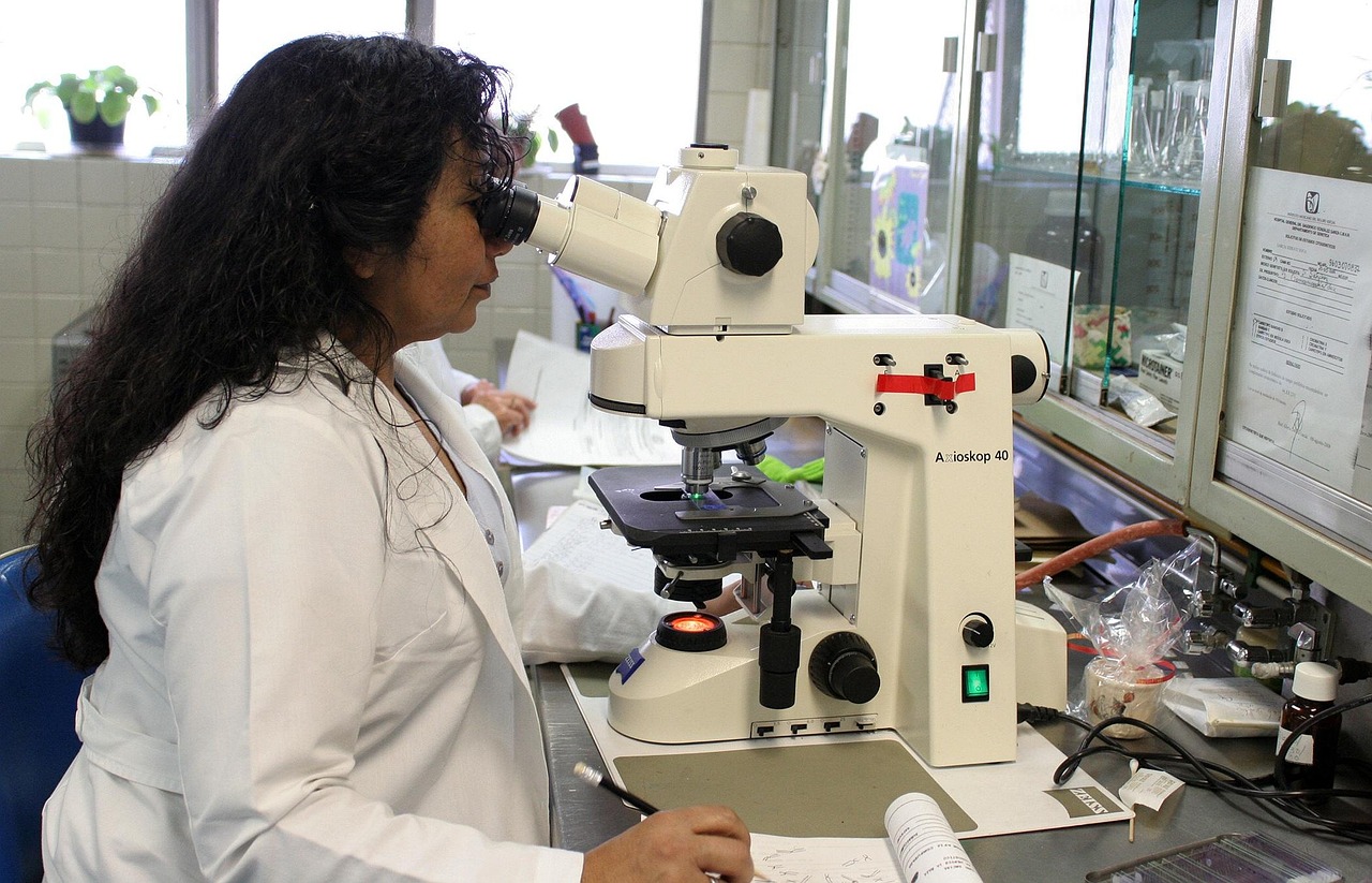 Qualitative Research Methodology — Laboratory, care, health, medical, medicine, experiment, professional, biology, hospital, equipment, science, test, technology, research, study, pharmacy, occupation, lab, chemistry, scientific, doctor, scientist, analyzing, people, clinic, coat, work, senior, expertise, student, team, specialist, woman, chemical, cell, workspace, sample, bio, mexico, discover, micro, assistant, glasses, dna, pipette, investigation, laboratory, pharmacy, lab, lab, scientist, scientist, scientist, scientist, scientist, dna