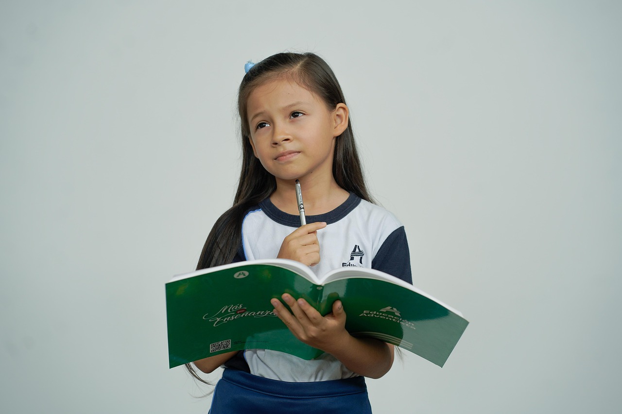 Technopreneurship — Little girl, school, education, thinking, notebooks, learning, student, portrait, thinking, student, student, student, student, student