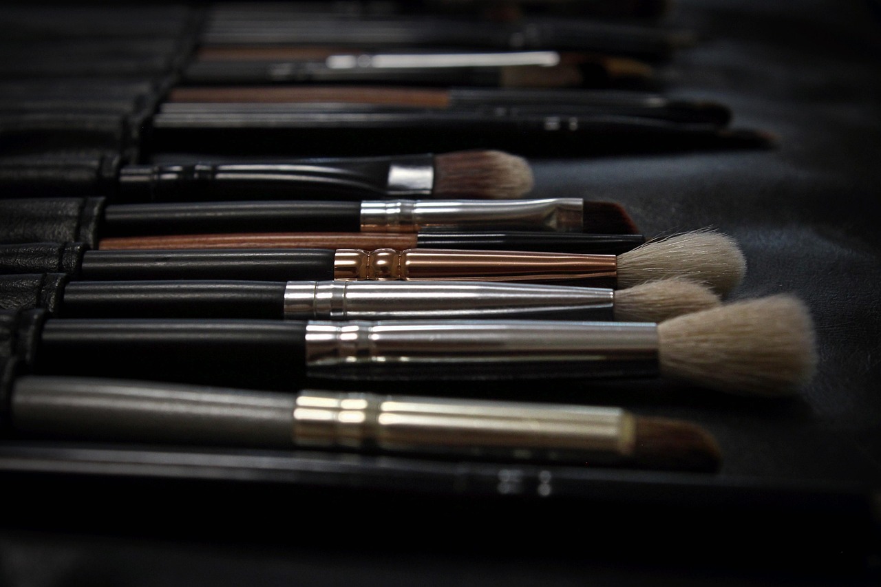 Client consultation — Makeup, beauty, muah, brushes, tassels, cosmetics, eyeshadow, palette, makeup artist, stylist, beauty salon, brush, highlighter, powder, pomade, artist, makeup, makeup, makeup, makeup, makeup, beauty, cosmetics, beauty salon