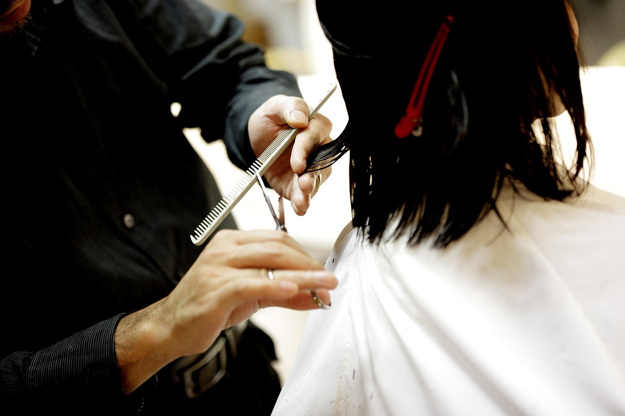 units and at least one unit selected from the — Haircut, hair cut, beauty salon, comb, scissors, hairdresser, haircut, haircut, haircut, hair cut, hair cut, hair cut, hair cut, hair cut, beauty salon, beauty salon, hairdresser, hairdresser, hairdresser